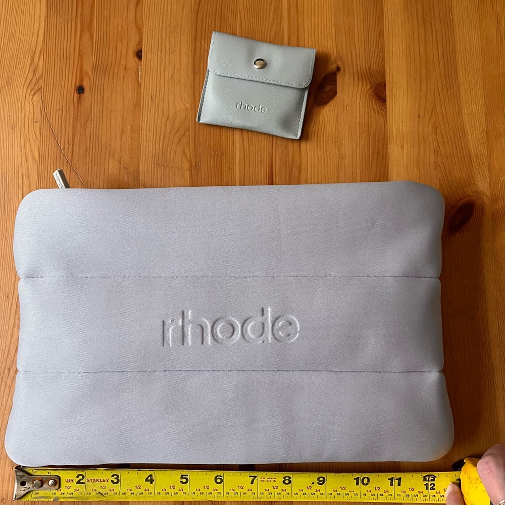 RHODE Original BUBBLE Makeup Bag